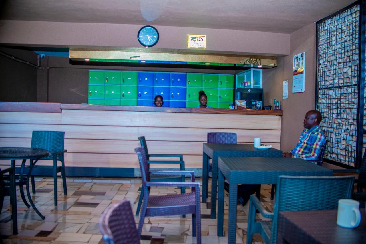 Hera Hotel Kampala Exterior photo