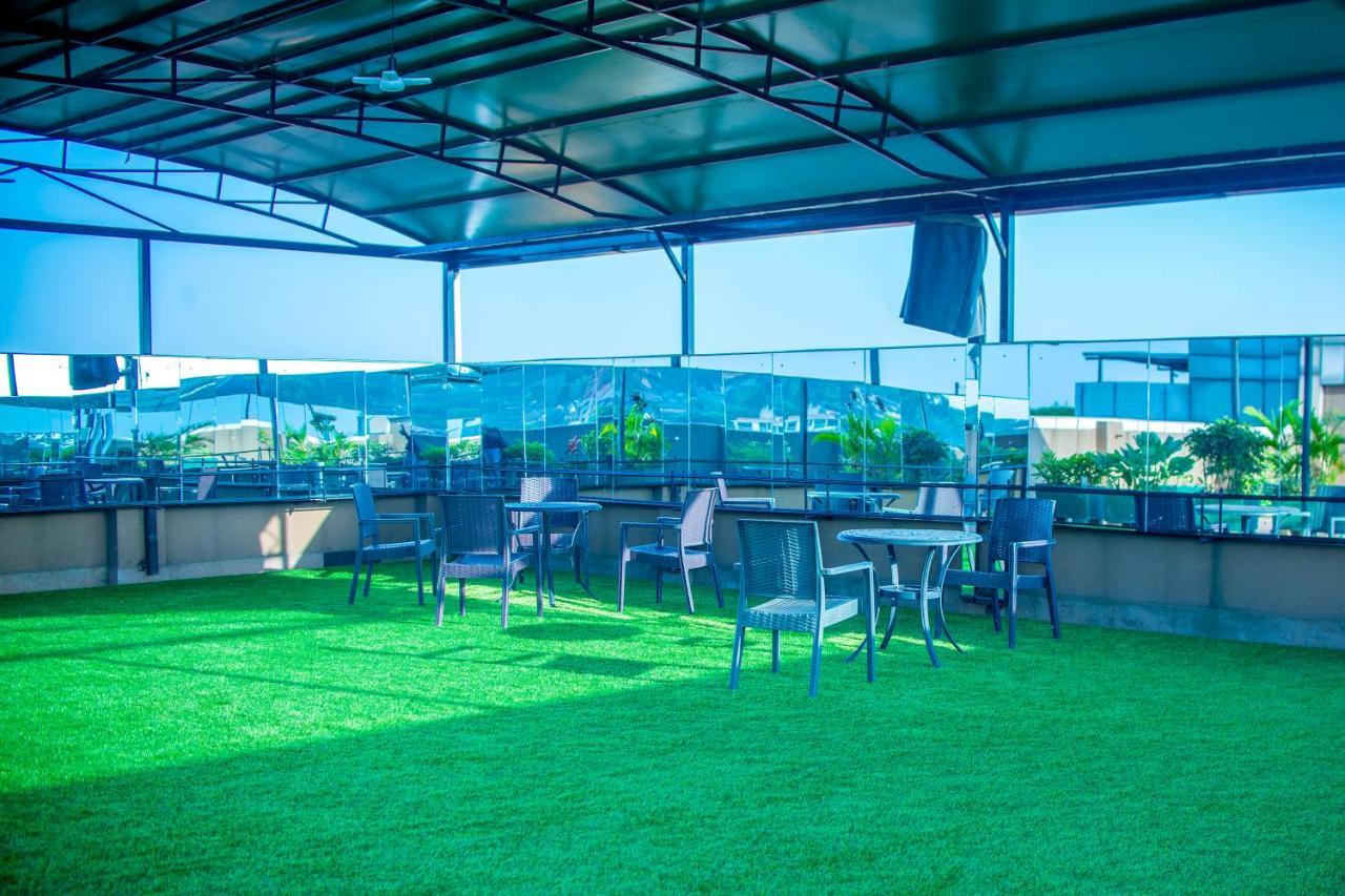 Hera Hotel Kampala Exterior photo